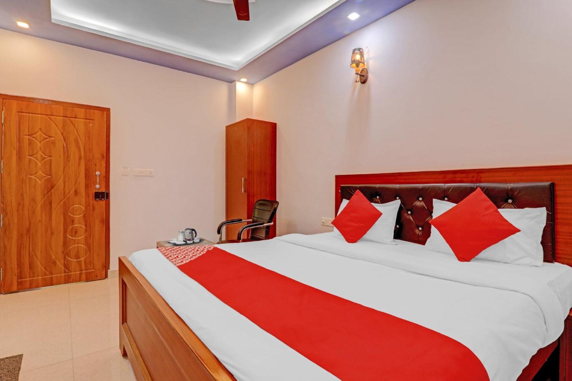 Hotel O Chauhan Palace Лакнау Екстериор снимка